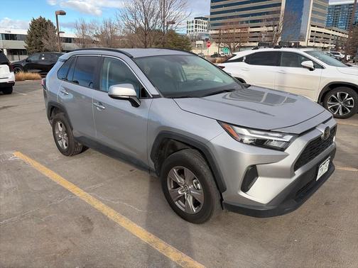 2023 Toyota RAV4 XLE