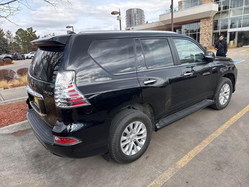 2023 Lexus GX 460 Premium