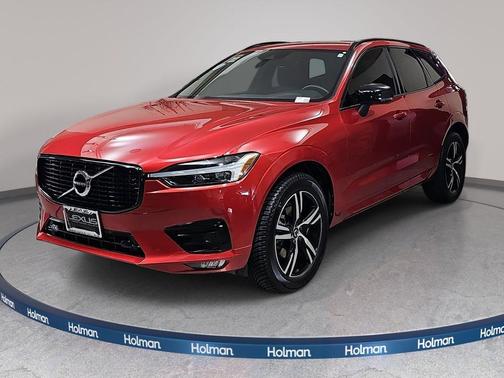 Fusion Red Metallic 2021 Volvo XC60 T5 R-Design