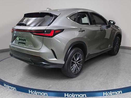 2022 Lexus NX 350h Premium