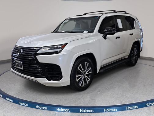 Eminent White Pearl 2022 Lexus LX 600 Premium