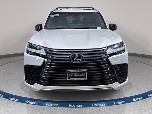 Eminent White Pearl 2022 Lexus LX 600 Premium