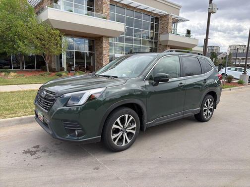 Cascade Green Silica 2024 Subaru Forester Limited