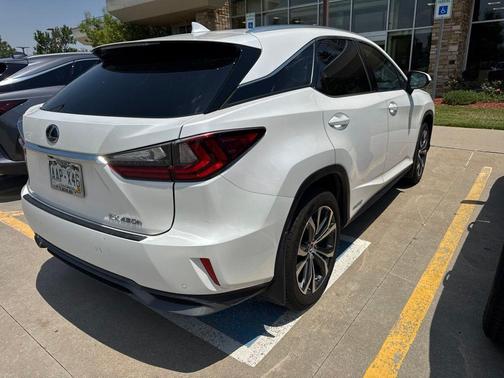 White 2019 Lexus RX 450h Base