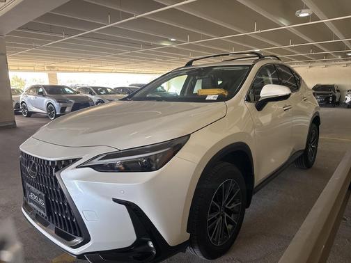 2025 Lexus NX 350h Premium
