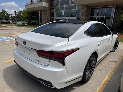 2024 Lexus LS 500 Base