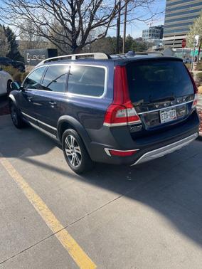 Caspian Blue Metallic 2014 Volvo XC70 3.2