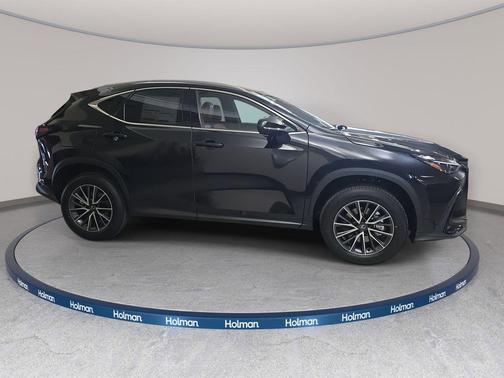 2026 Lexus NX 450h+ Luxury