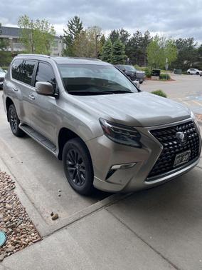 Atomic Silver 2023 Lexus GX 460 Premium