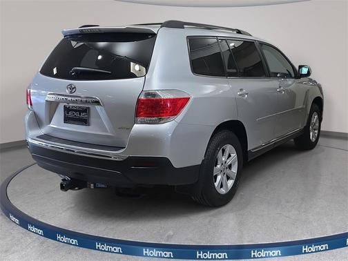 2013 Toyota Highlander SE