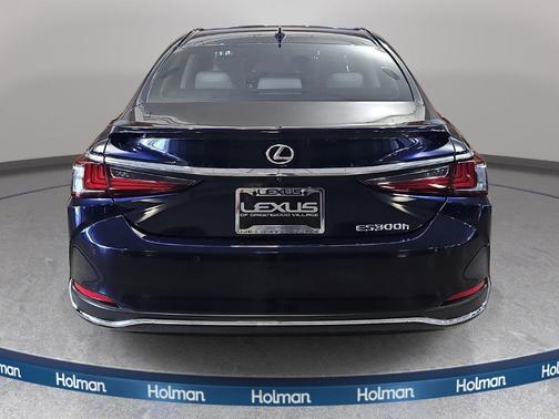 Mica 2025 Lexus ES 300h Base