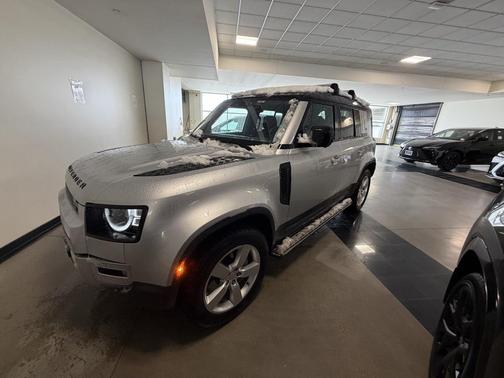 2020 Land Rover Defender 110 First Edition