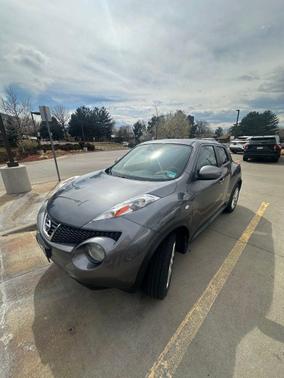 Gun Metallic Pearl Metallic 2013 Nissan Juke SL