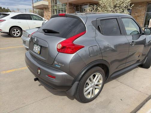 Gun Metallic Pearl Metallic 2013 Nissan Juke SL