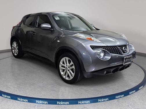 Gun Metallic Pearl Metallic 2013 Nissan Juke SL