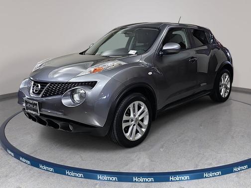 Gun Metallic Pearl Metallic 2013 Nissan Juke SL