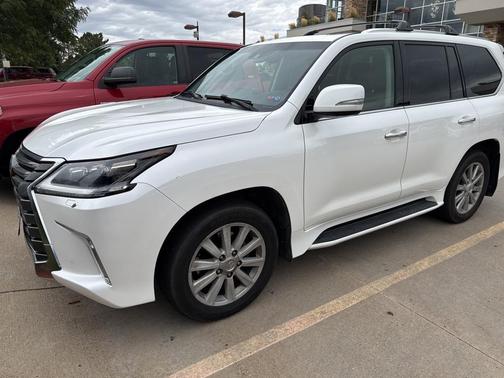 2017 Lexus LX 570 Base