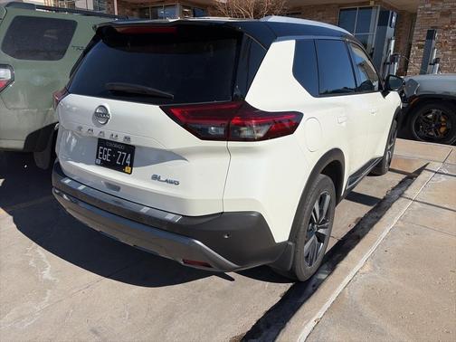 2023 Nissan Rogue SL