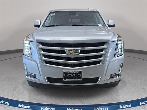 2017 Cadillac Escalade ESV Luxury