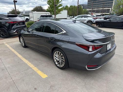 Cloudburst Gray 2023 Lexus ES 300h Luxury