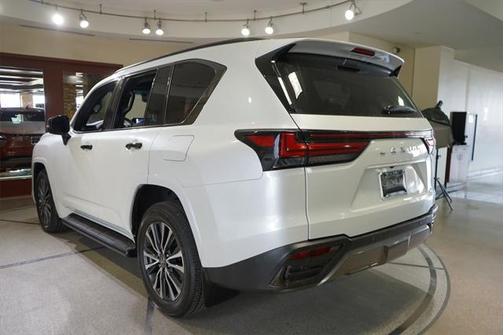 2023 Lexus LX 600 Premium