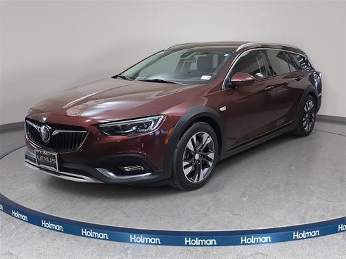 2018 Buick Regal TourX Essence