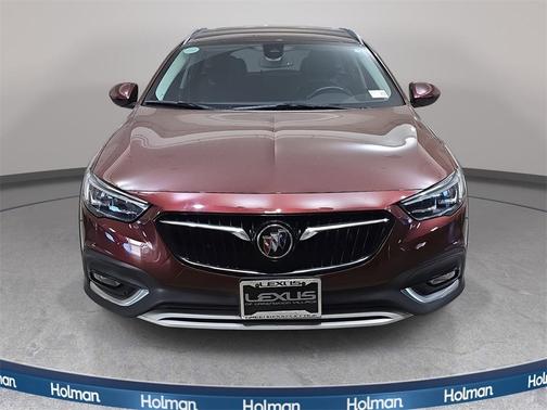 2018 Buick Regal TourX Essence