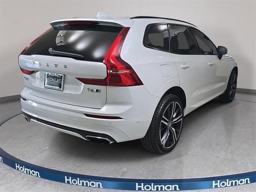 2020 Volvo XC60 T6 R-Design