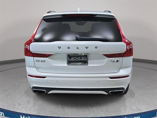 2020 Volvo XC60 T6 R-Design