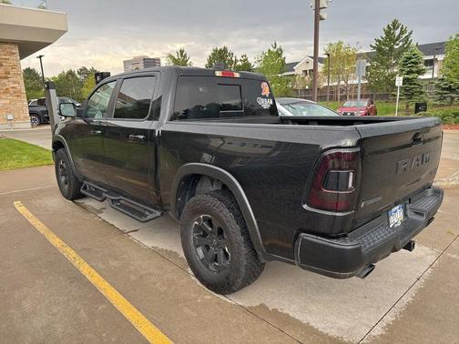 Diamond Black Crystal Pearlcoat 2021 RAM 1500 Rebel