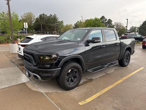 Diamond Black Crystal Pearlcoat 2021 RAM 1500 Rebel