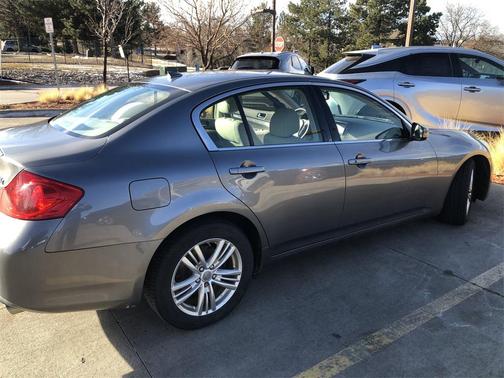 2012 INFINITI G25x Base