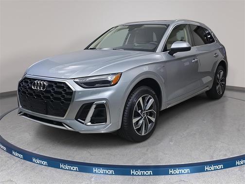 2022 Audi Q5 45 S line Prestige