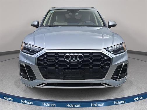 2022 Audi Q5 45 S line Prestige