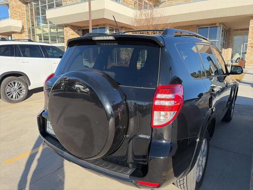 2011 Toyota RAV4 Limited