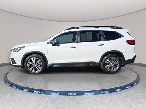 Crystal White Pearl 2019 Subaru Ascent Touring 7-Passenger