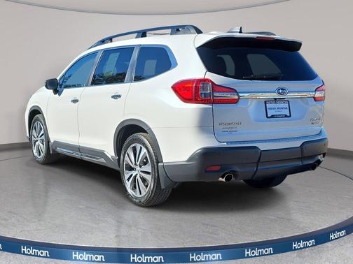 Crystal White Pearl 2019 Subaru Ascent Touring 7-Passenger