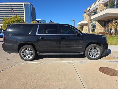 2018 GMC Yukon XL SLT
