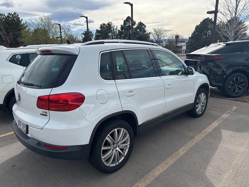 2016 Volkswagen Tiguan SE