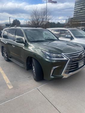 2021 Lexus LX 570 Three-Row