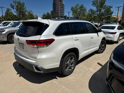 Blizzard Pearl 2019 Toyota Highlander Limited Platinum
