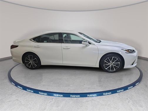 2023 Lexus ES 300h Base