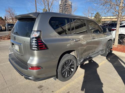 2023 Lexus GX 460 Premium