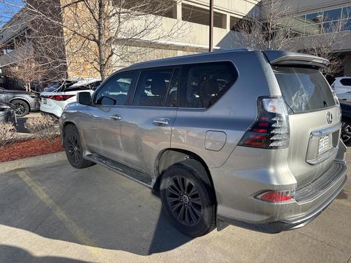2023 Lexus GX 460 Premium