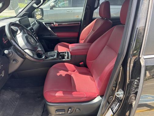 2023 Lexus GX 460 Premium