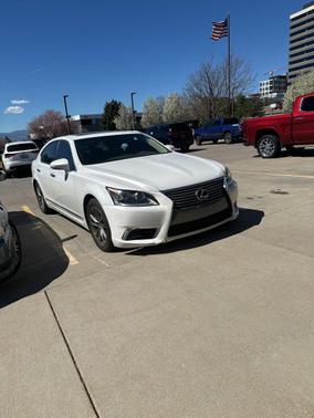 White 2016 Lexus LS 460 Base