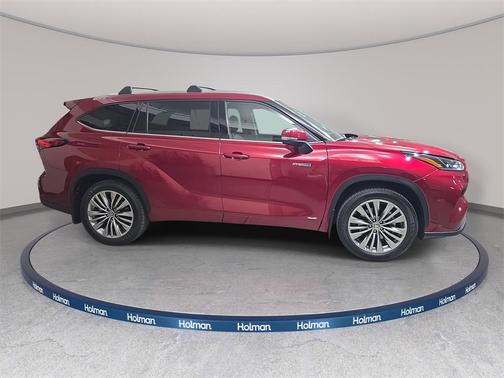 2021 Toyota Highlander Hybrid Platinum