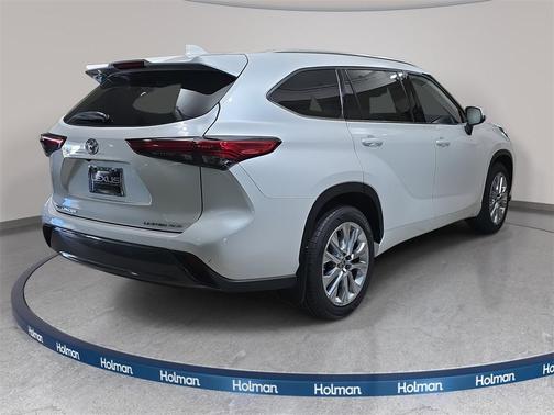 2022 Toyota Highlander Limited