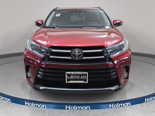 2017 Toyota Highlander SE