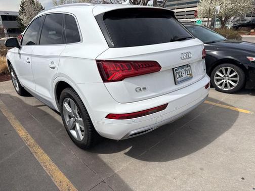 Ibis White 2019 Audi Q5 2.0T Premium Plus